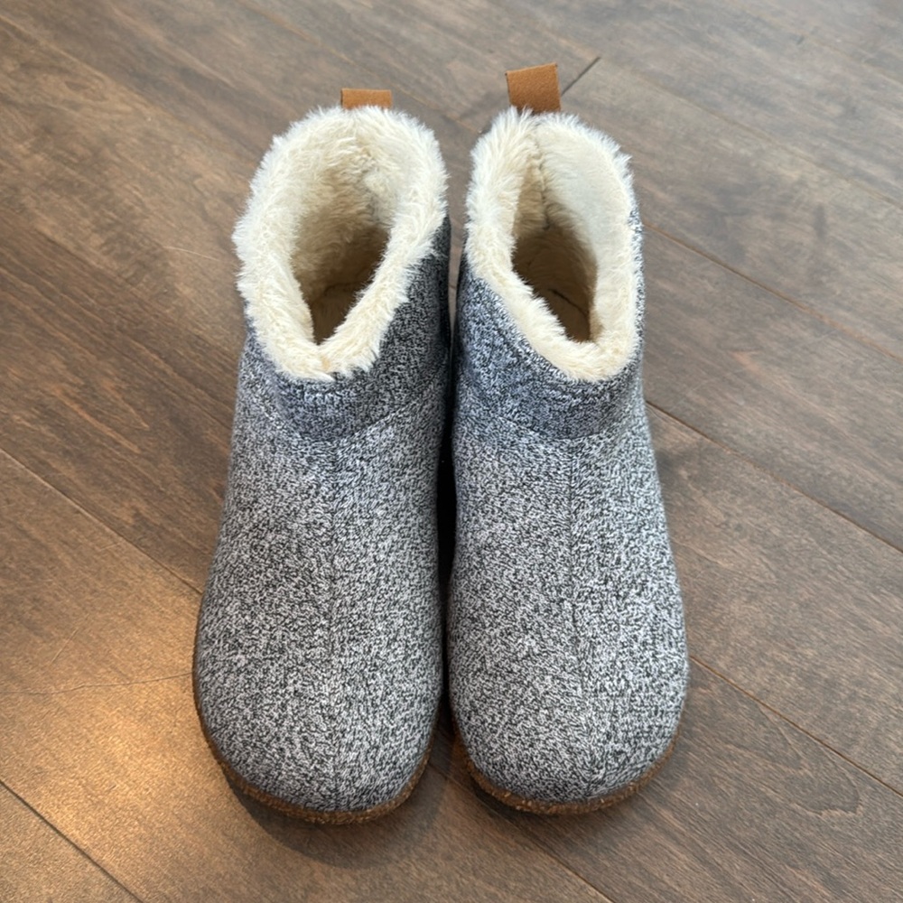 Roots Salt and Pepper Booties